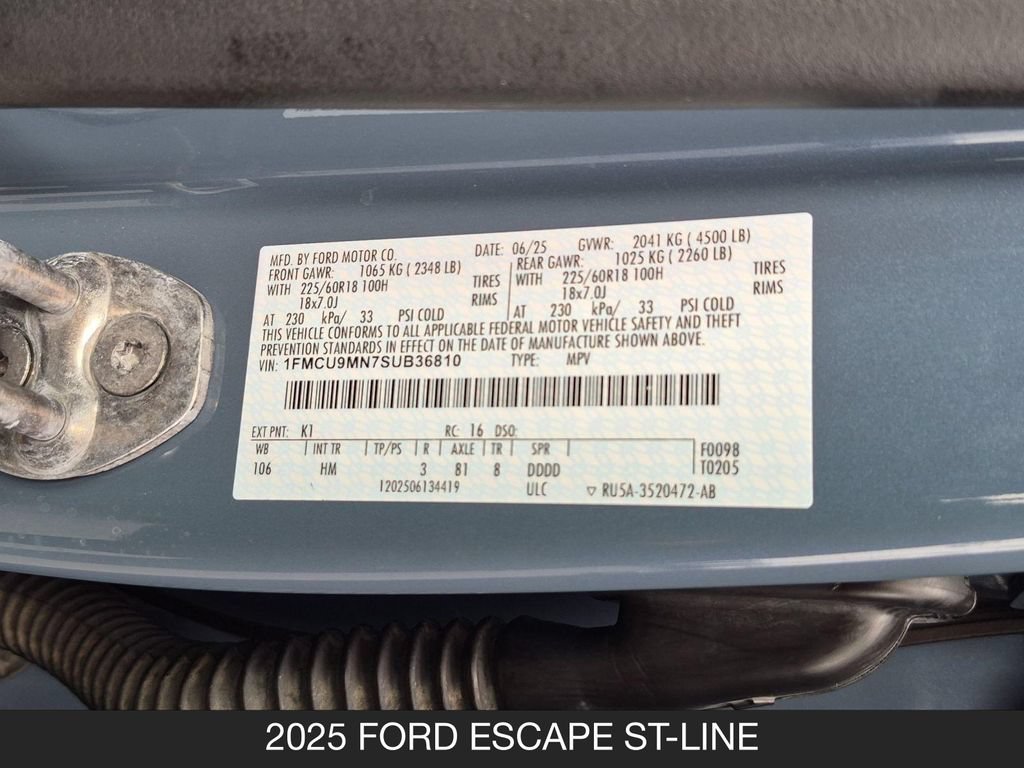 Used 2025 Ford Escape ST-Line AWD/4WD image 24