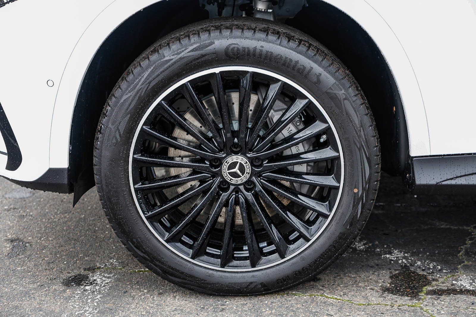 New 2026 Mercedes-Benz GLC 300 4MATIC image 9