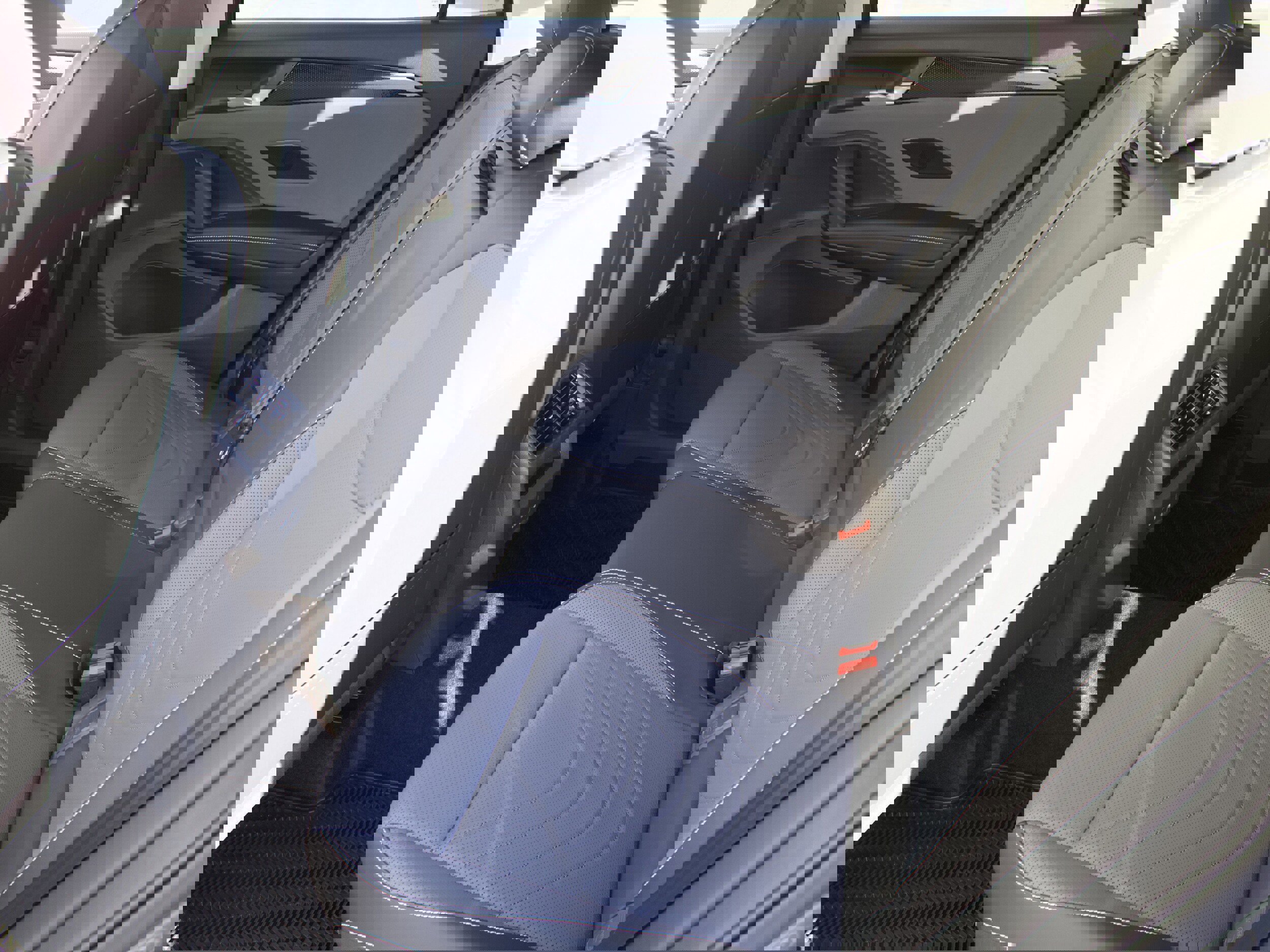 New 2026 Volkswagen Tiguan SE image 28