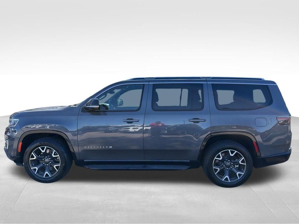 Used 2023 Jeep Wagoneer Series III w/ Preferred Equipment Group image 2