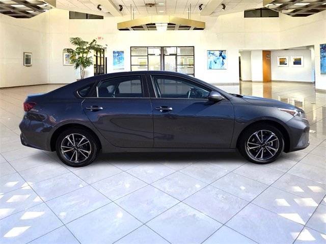 Used 2023 Kia Forte LXS image 8