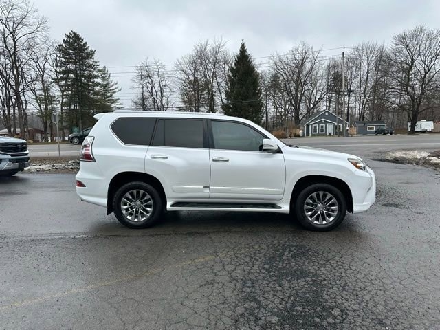 Used 2016 Lexus GX 460 Luxury w/ Preferred Accessory Package image 7