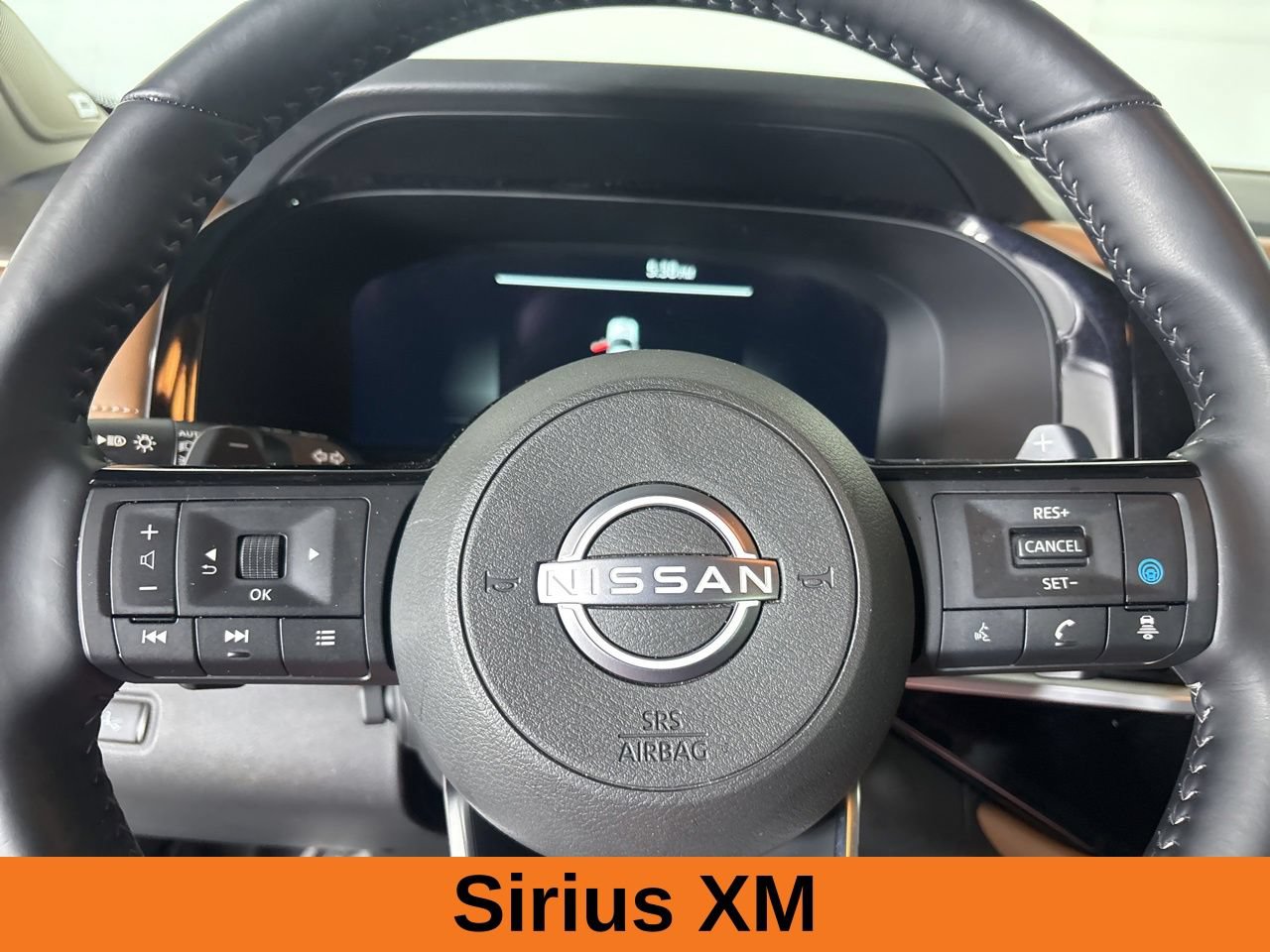 Used 2025 Nissan Pathfinder Platinum AWD/4WD image 15