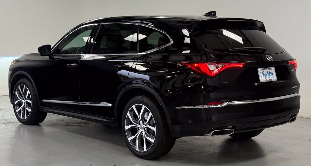 Used 2022 Acura MDX w/ Technology Package AWD/4WD image 4