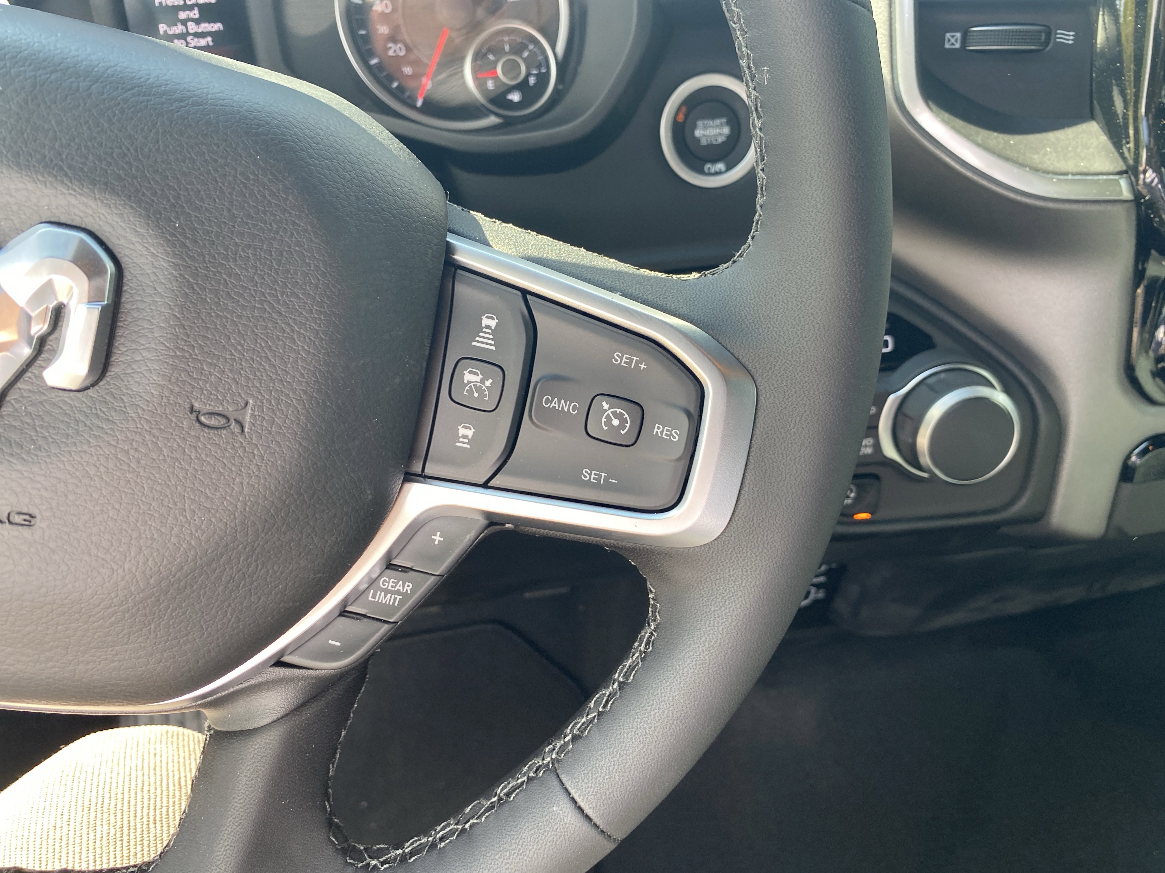New 2025 RAM 1500 Big Horn image 12