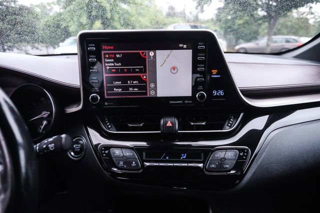 Used 2019 Toyota C-HR Limited FWD image 33