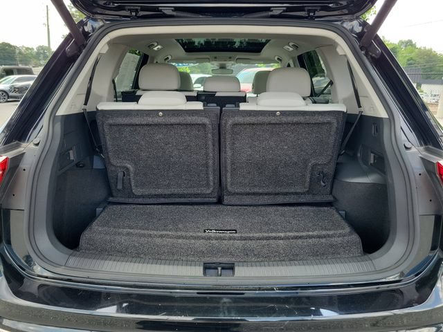 Used 2018 Volkswagen Tiguan SEL Premium FWD image 31