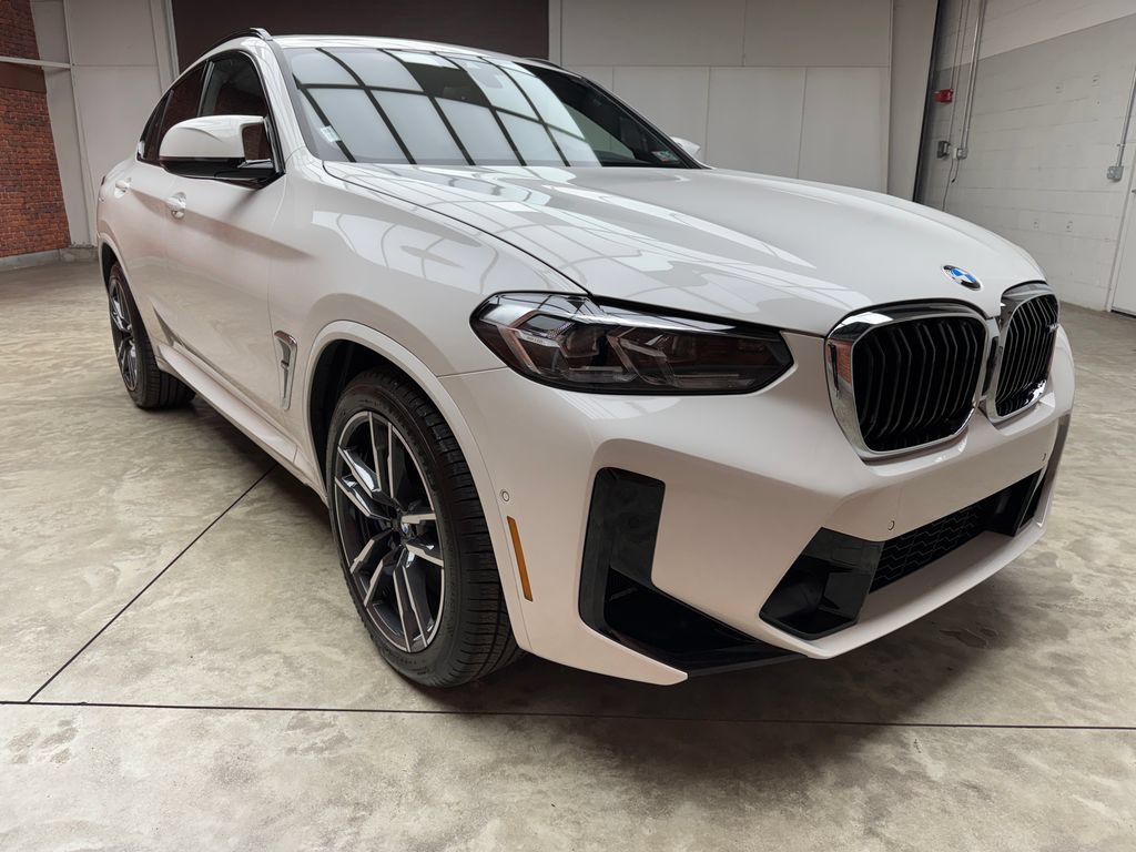 Certified 2025 BMW X4 M w/ Executive Package AWD/4WD image 7