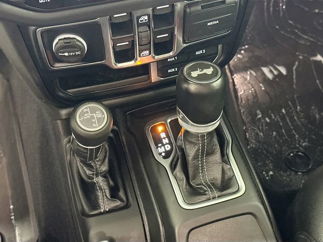 Used 2024 Jeep Wrangler Unlimited Sahara image 14