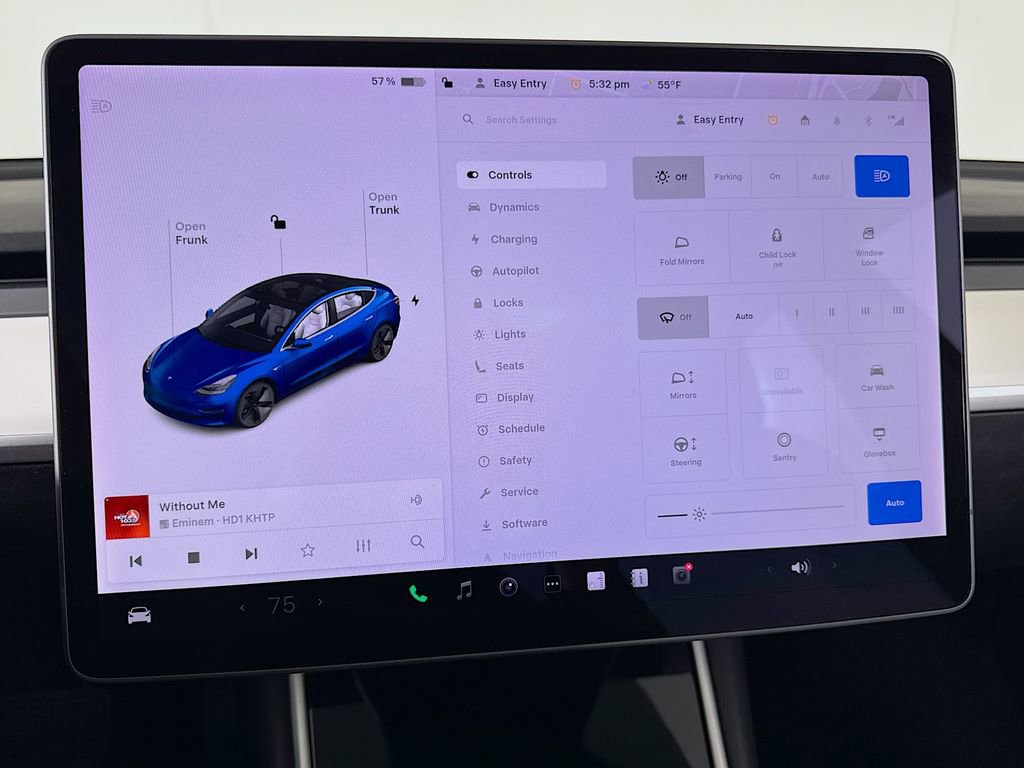 Used 2018 Tesla Model 3 Long Range image 28