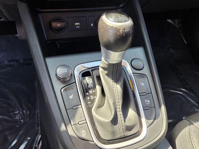 Used 2022 Hyundai Kona Limited image 28