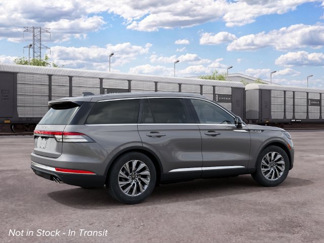 New 2027 Lincoln Aviator AWD image 7