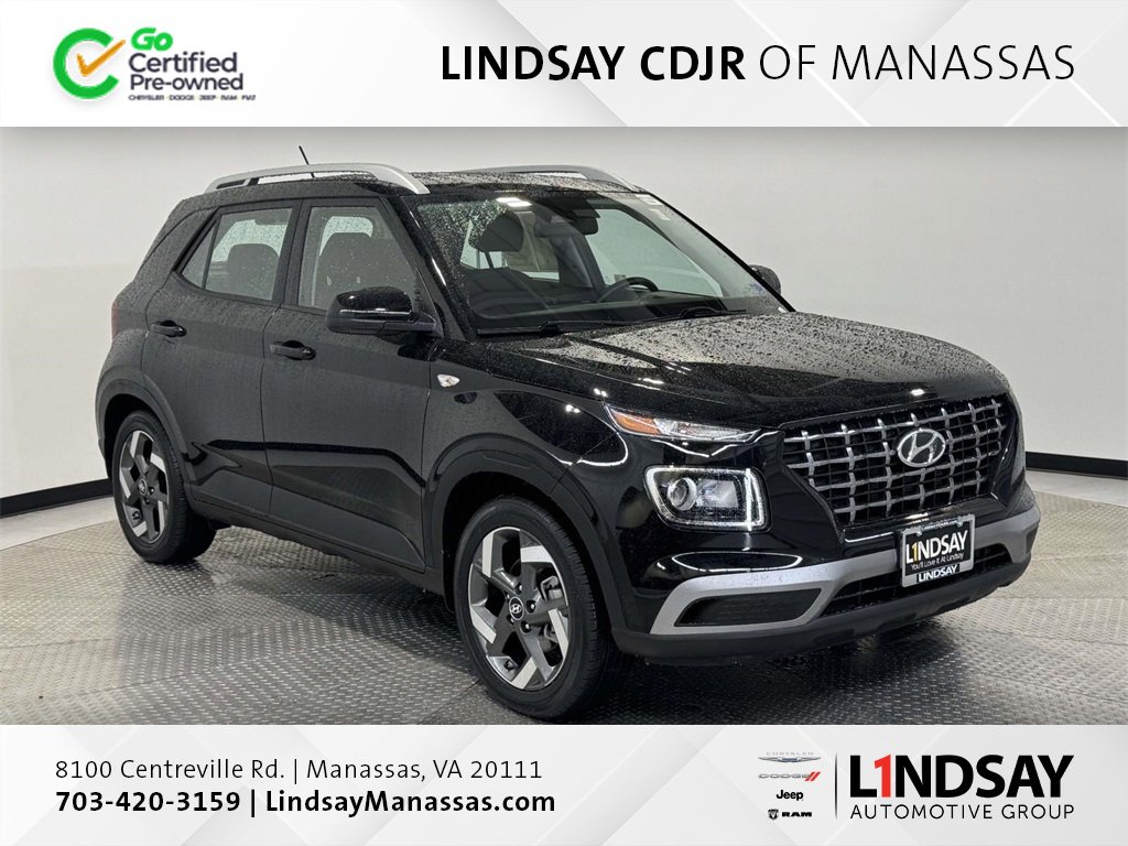 Used 2024 Hyundai Venue SEL image 1