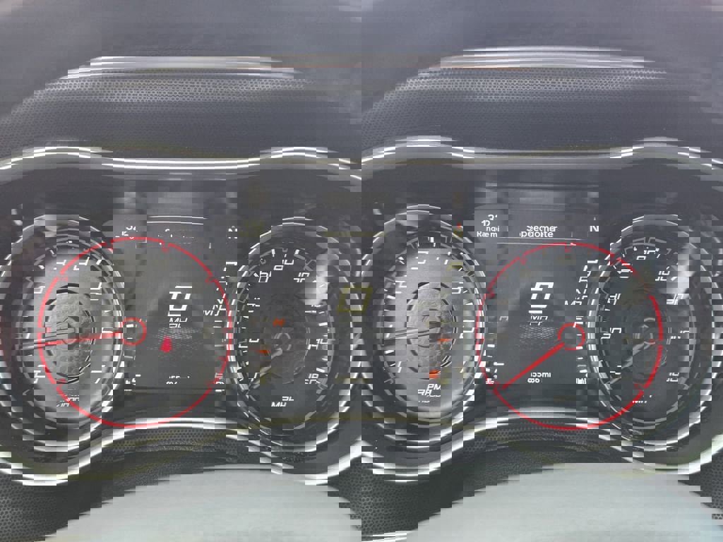 Used 2016 Dodge Charger R/T image 9