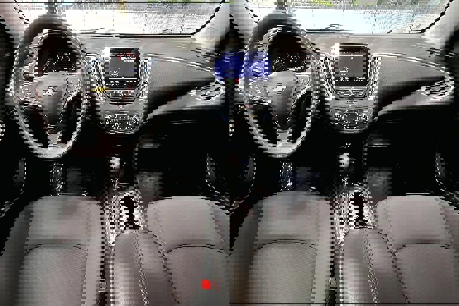 Used 2023 Chevrolet Malibu LT image 18