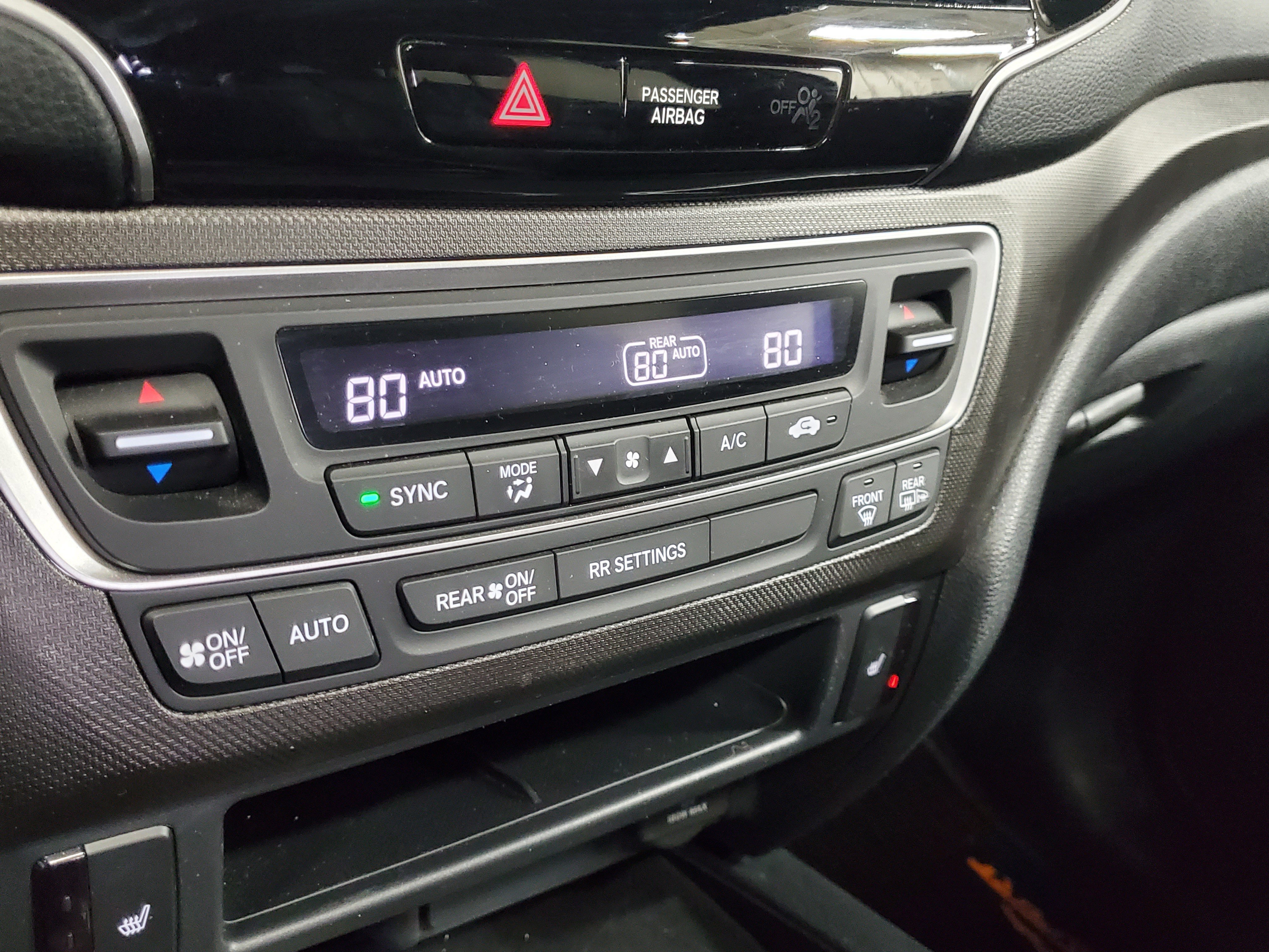 Certified 2025 Honda Passport TrailSport image 34