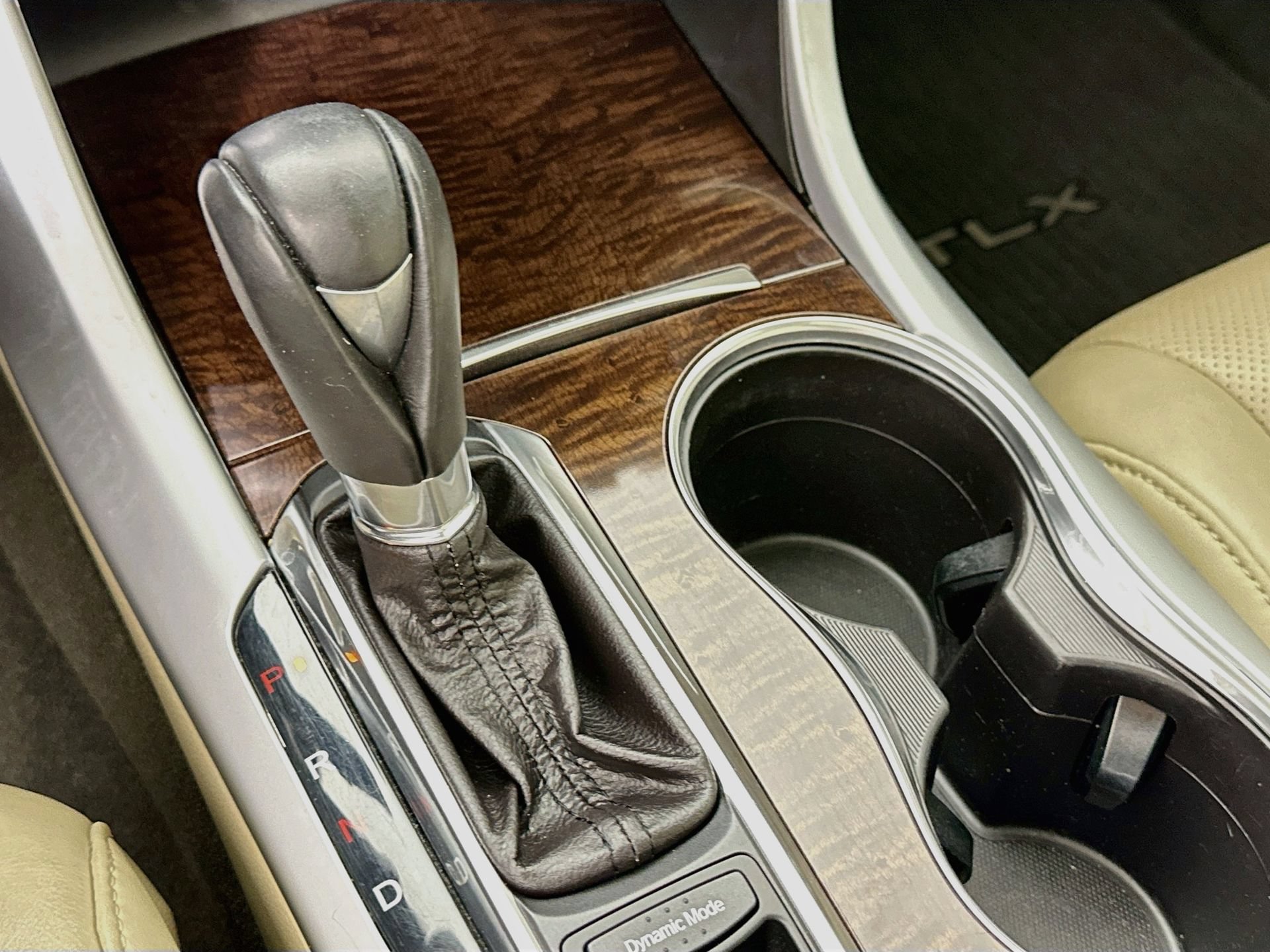 Used 2018 Acura TLX w/ Technology Package FWD image 18