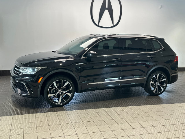 Used 2022 Volkswagen Tiguan SEL R-Line AWD/4WD image 2