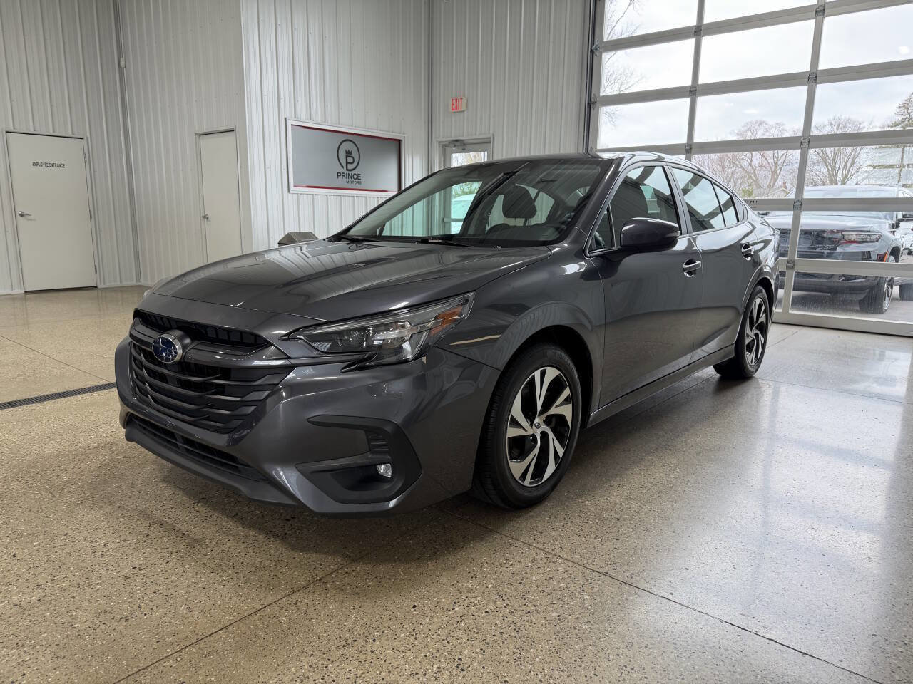 Used 2024 Subaru Legacy Premium AWD/4WD image 2