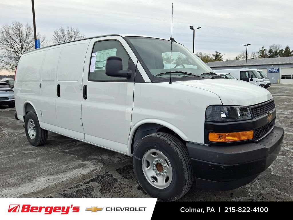New 2025 Chevrolet Express 2500 w/ Driver Convenience Package RWD video 2