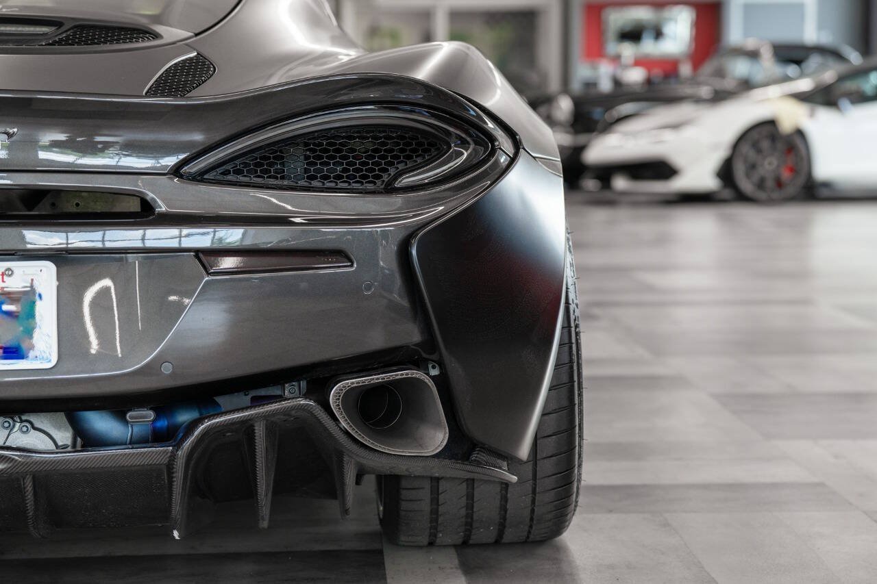 Used 2017 McLaren 570S RWD image 25