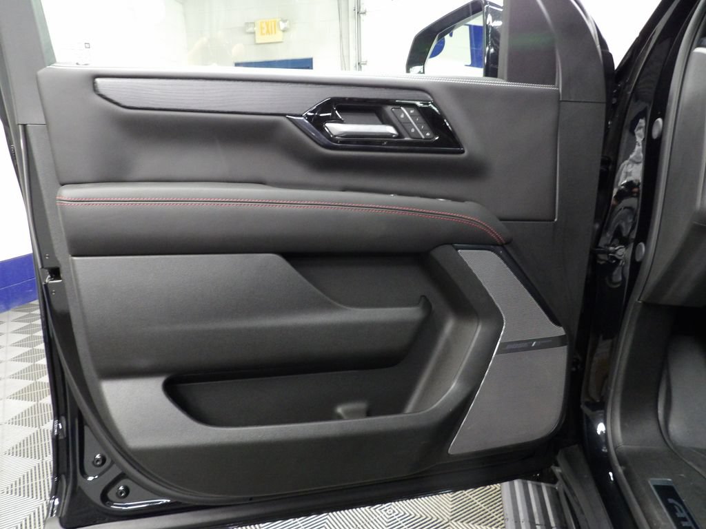 Used 2026 GMC Yukon AT4 Ultimate AWD/4WD image 61