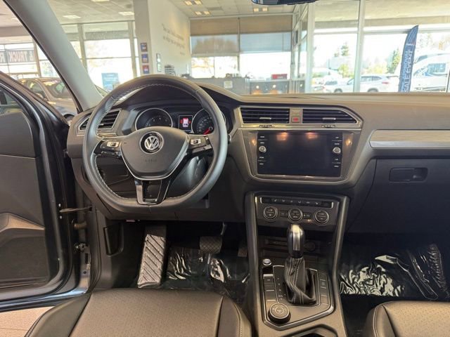 Used 2021 Volkswagen Tiguan SE image 25