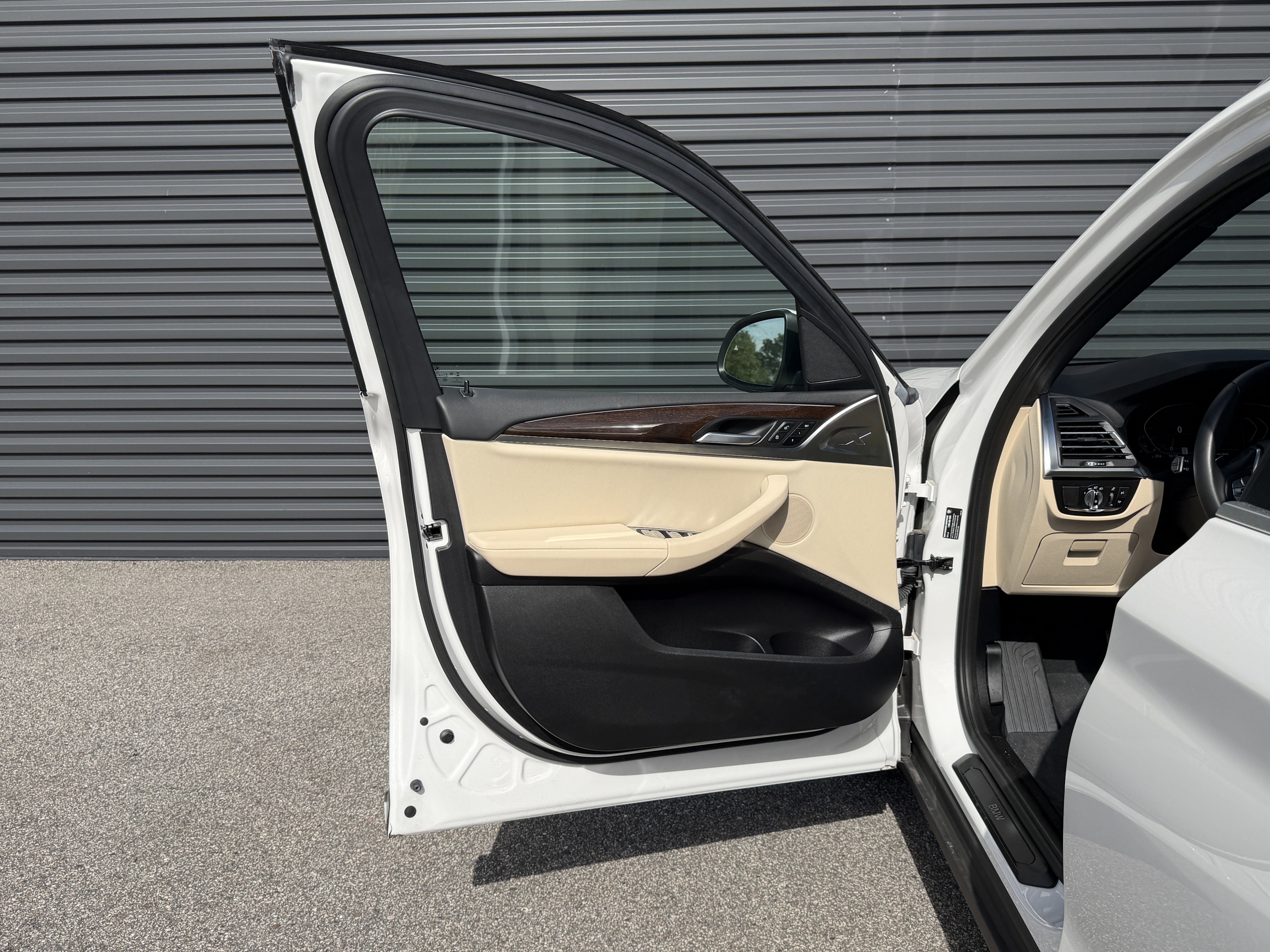 Used 2022 BMW X3 sDrive30i w/ Convenience Package image 19