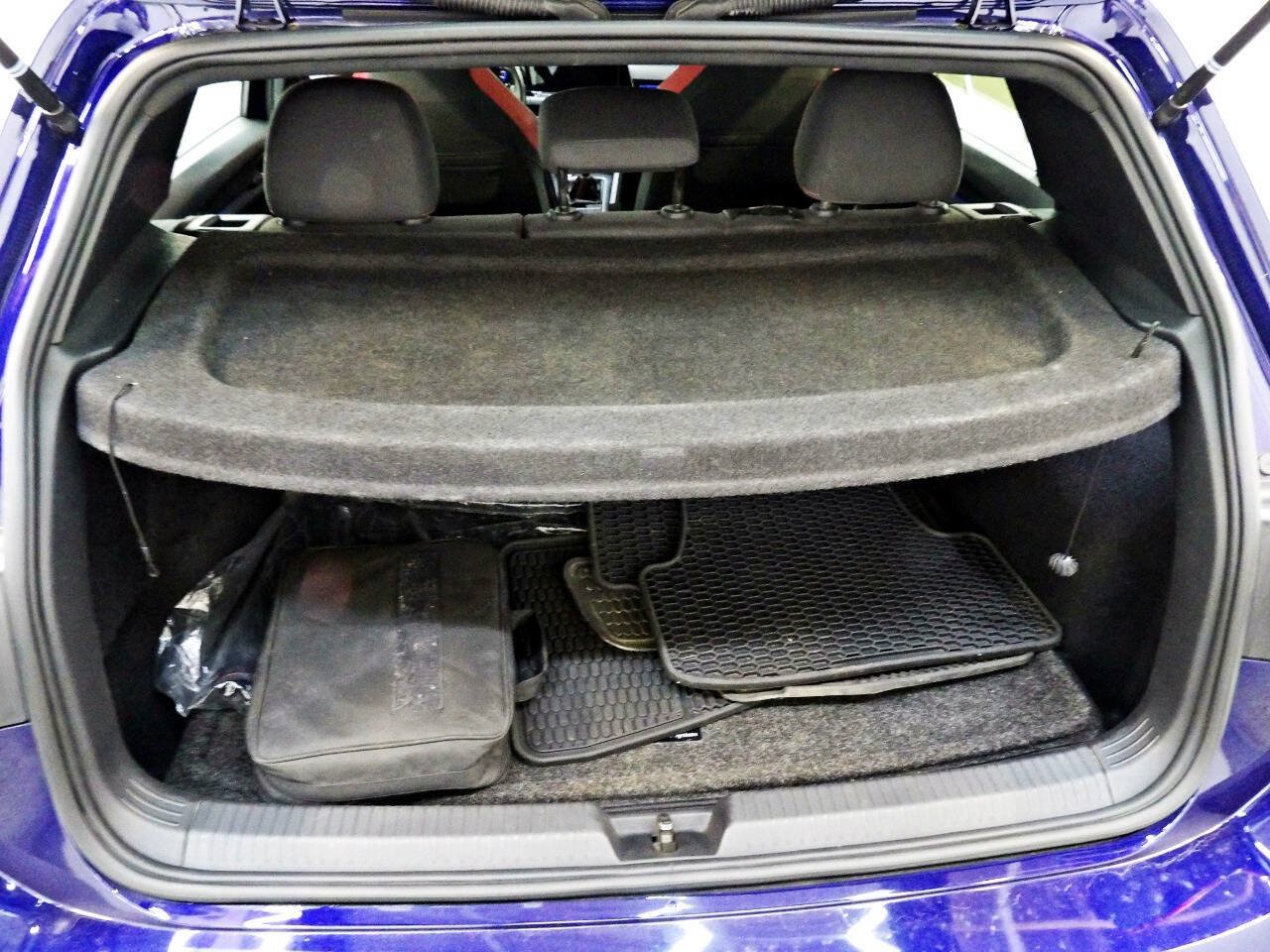 Used 2022 Volkswagen GTI SE FWD image 13