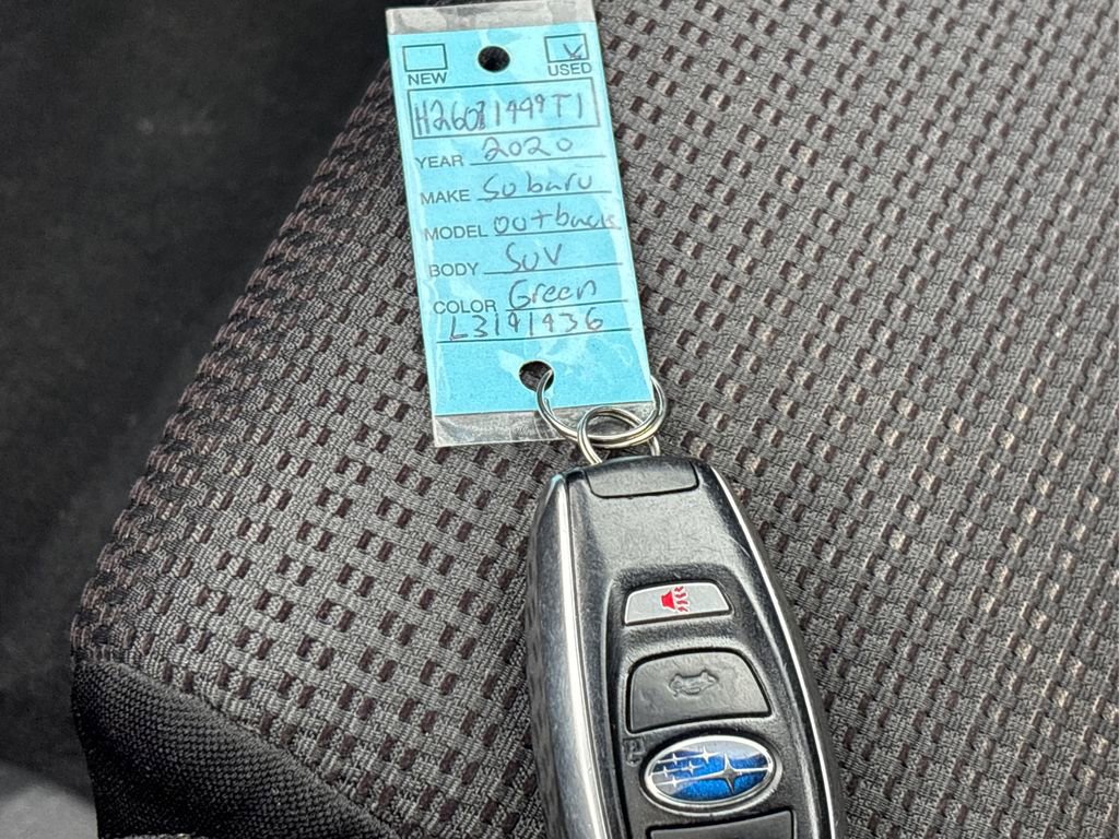 Used 2020 Subaru Outback Premium image 38