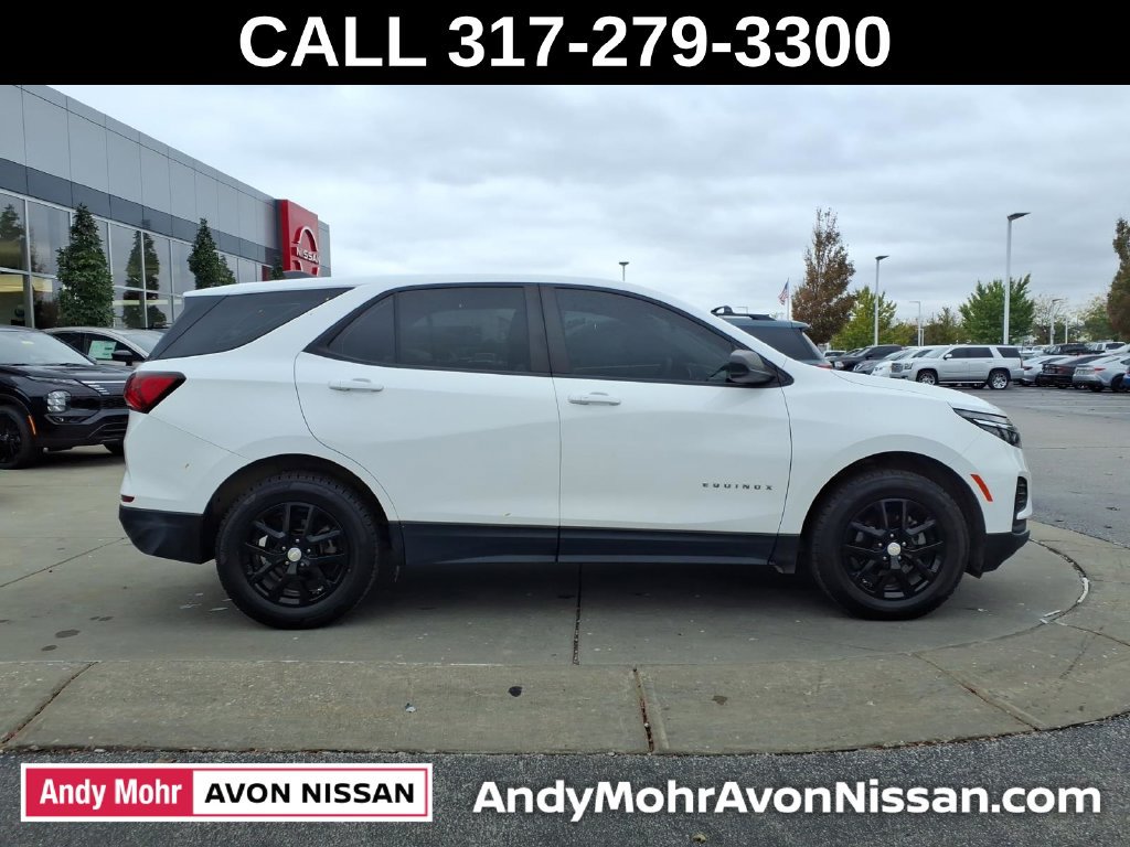 Used 2022 Chevrolet Equinox LS AWD/4WD image 9