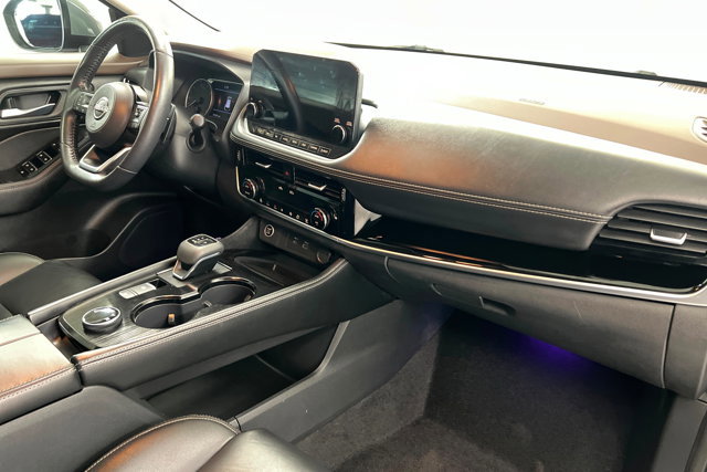 Used 2023 Nissan Rogue SL w/ SL Premium Package image 24