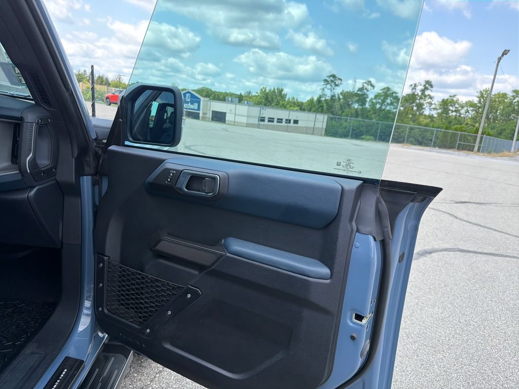 Used 2024 Ford Bronco Outer Banks AWD/4WD image 19