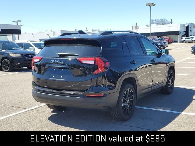 Used 2023 GMC Terrain SLE w/ Driver Convenience Package AWD/4WD image 4