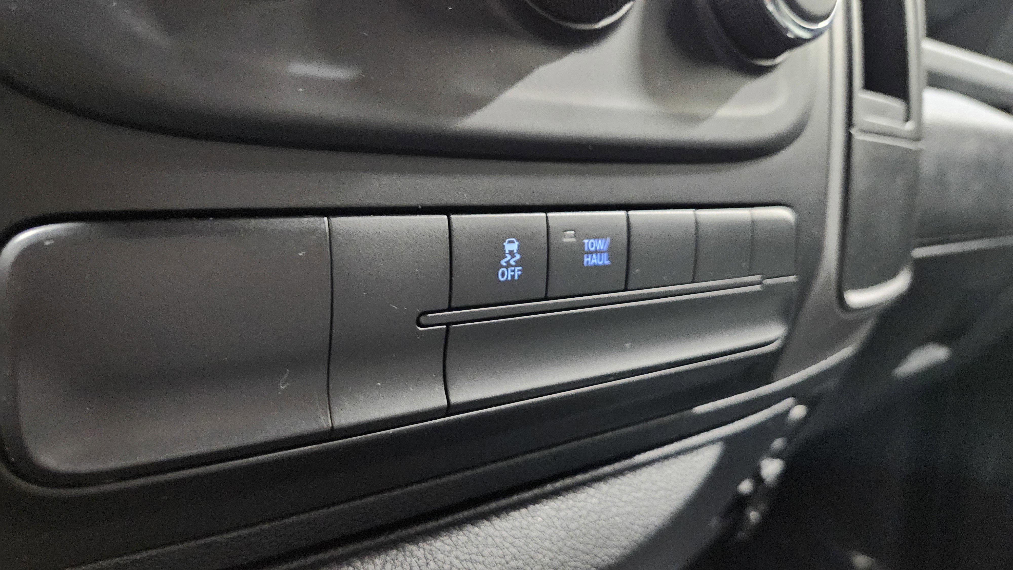 Used 2017 RAM 1500 Express w/ Express Value Package image 27