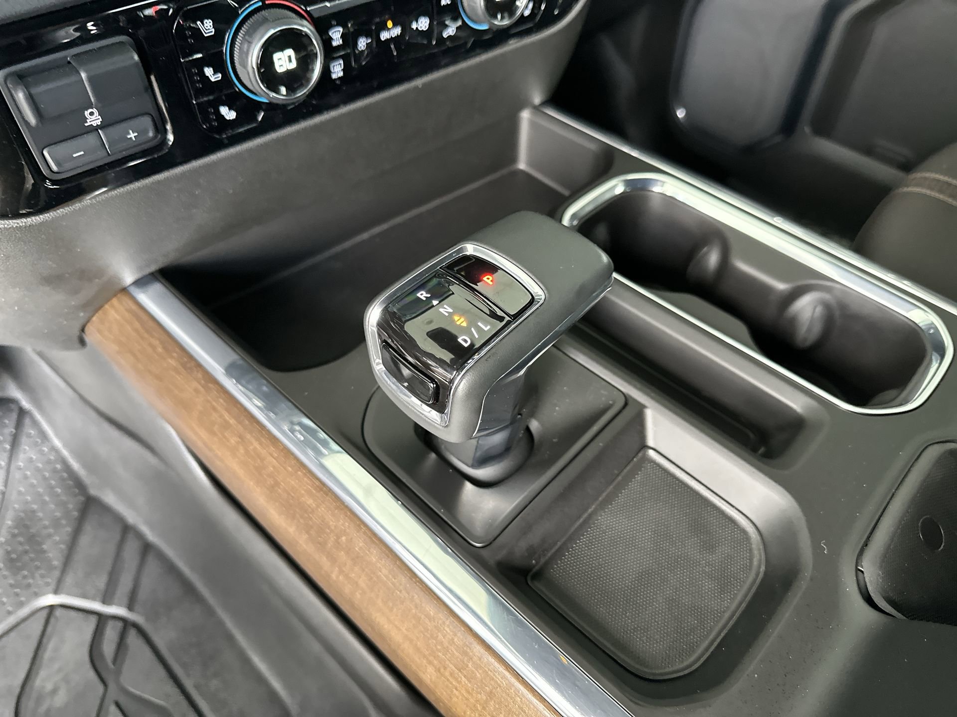 Certified 2023 Chevrolet Silverado 1500 High Country w/ High Country Premium Package AWD/4WD image 16
