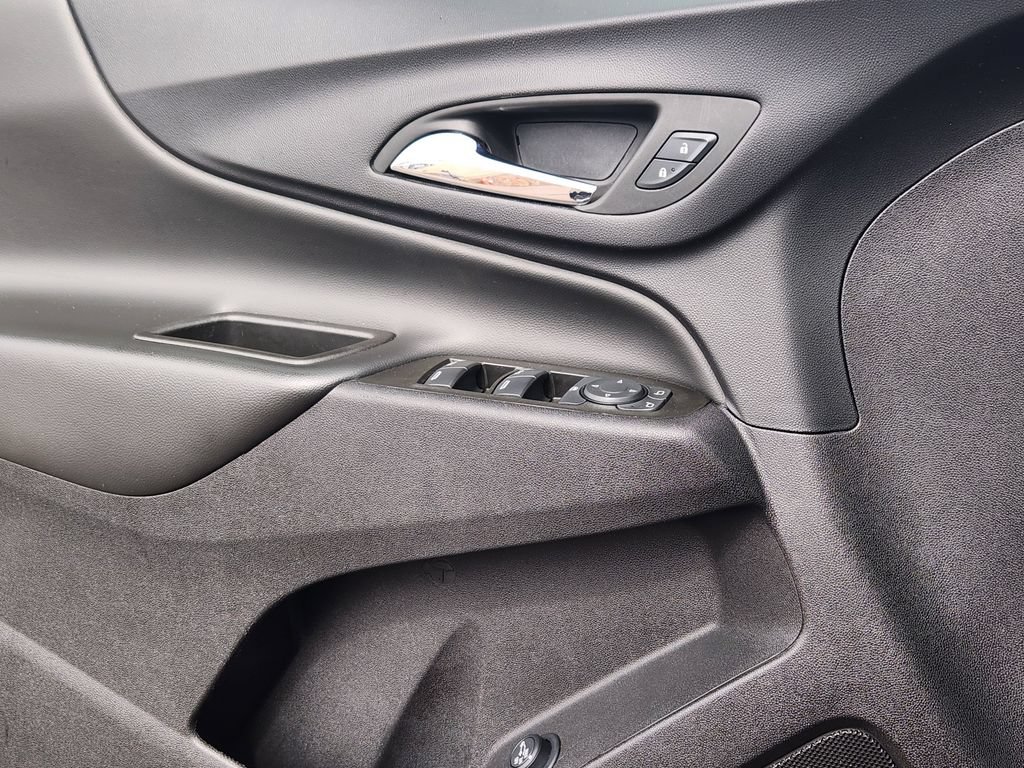 Used 2024 Chevrolet Equinox LT AWD/4WD image 14