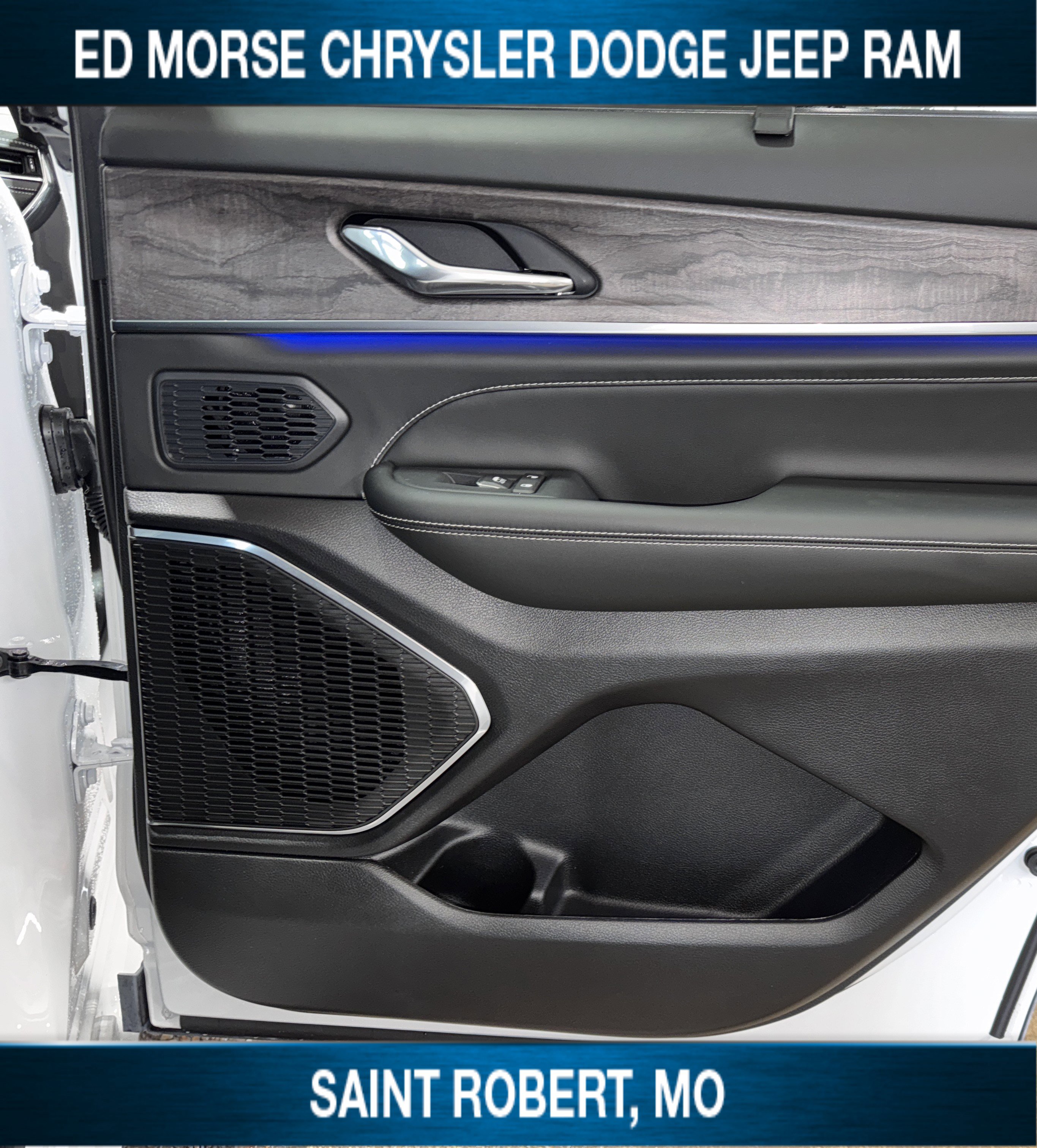 New 2025 Jeep Grand Cherokee L Overland w/ Luxury Tech Group IV image 39