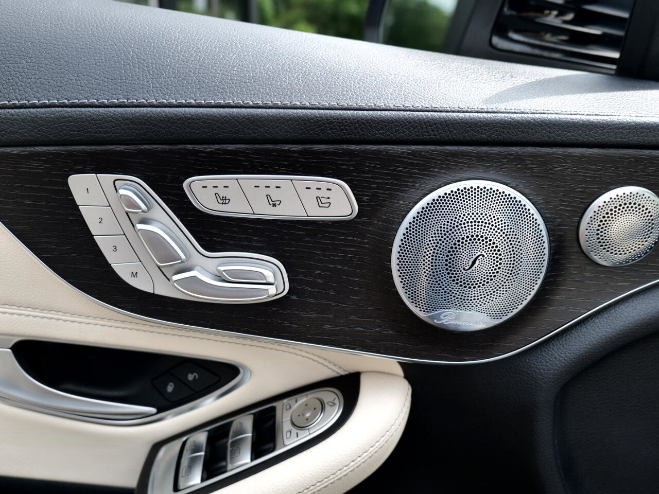 Used 2023 Mercedes-Benz C 43 AMG 4MATIC Cabriolet w/ Multimedia Package image 13