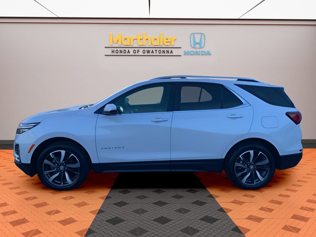 Used 2024 Chevrolet Equinox Premier image 2