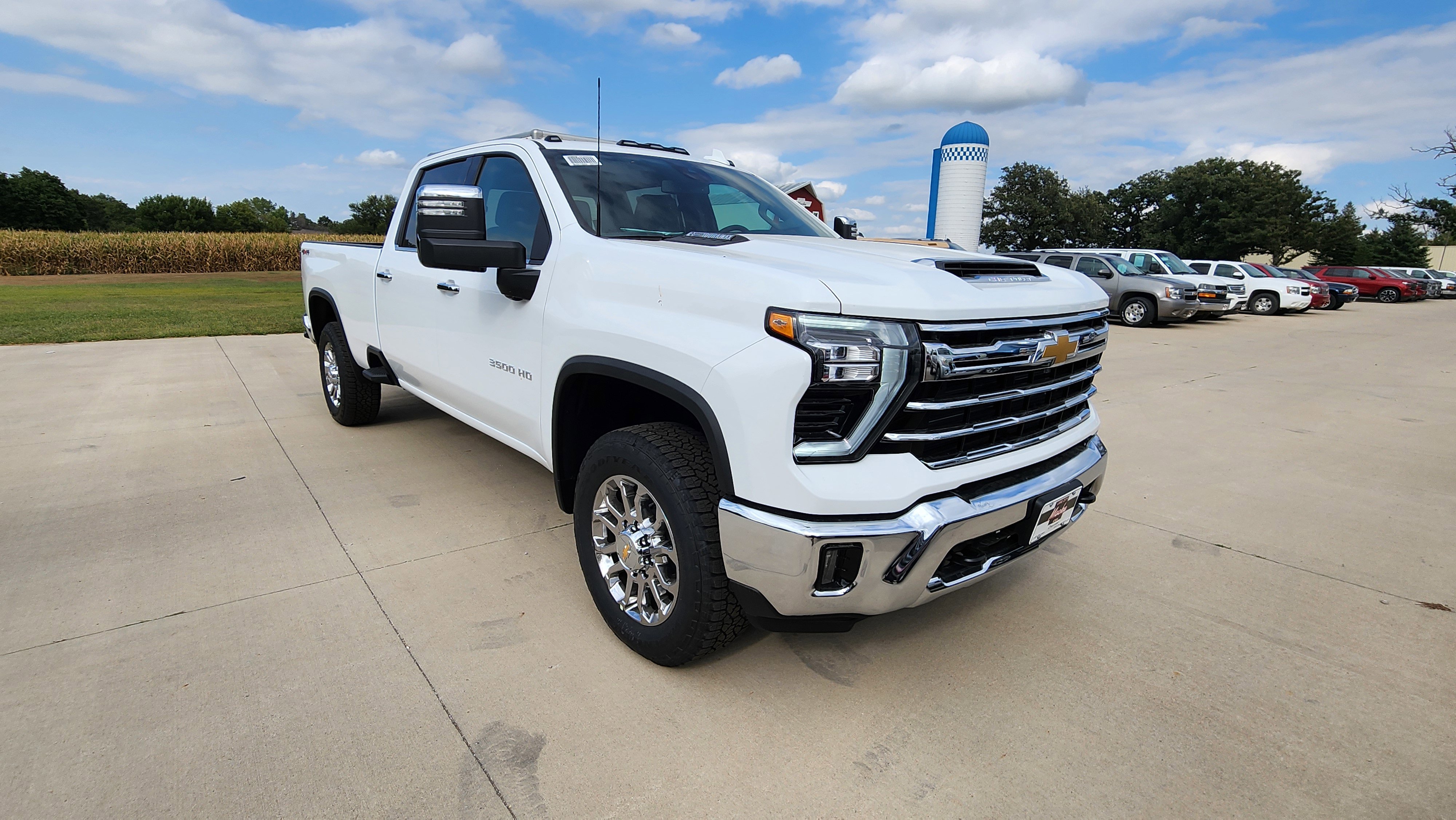 New 2026 Chevrolet Silverado 3500 LTZ image 3