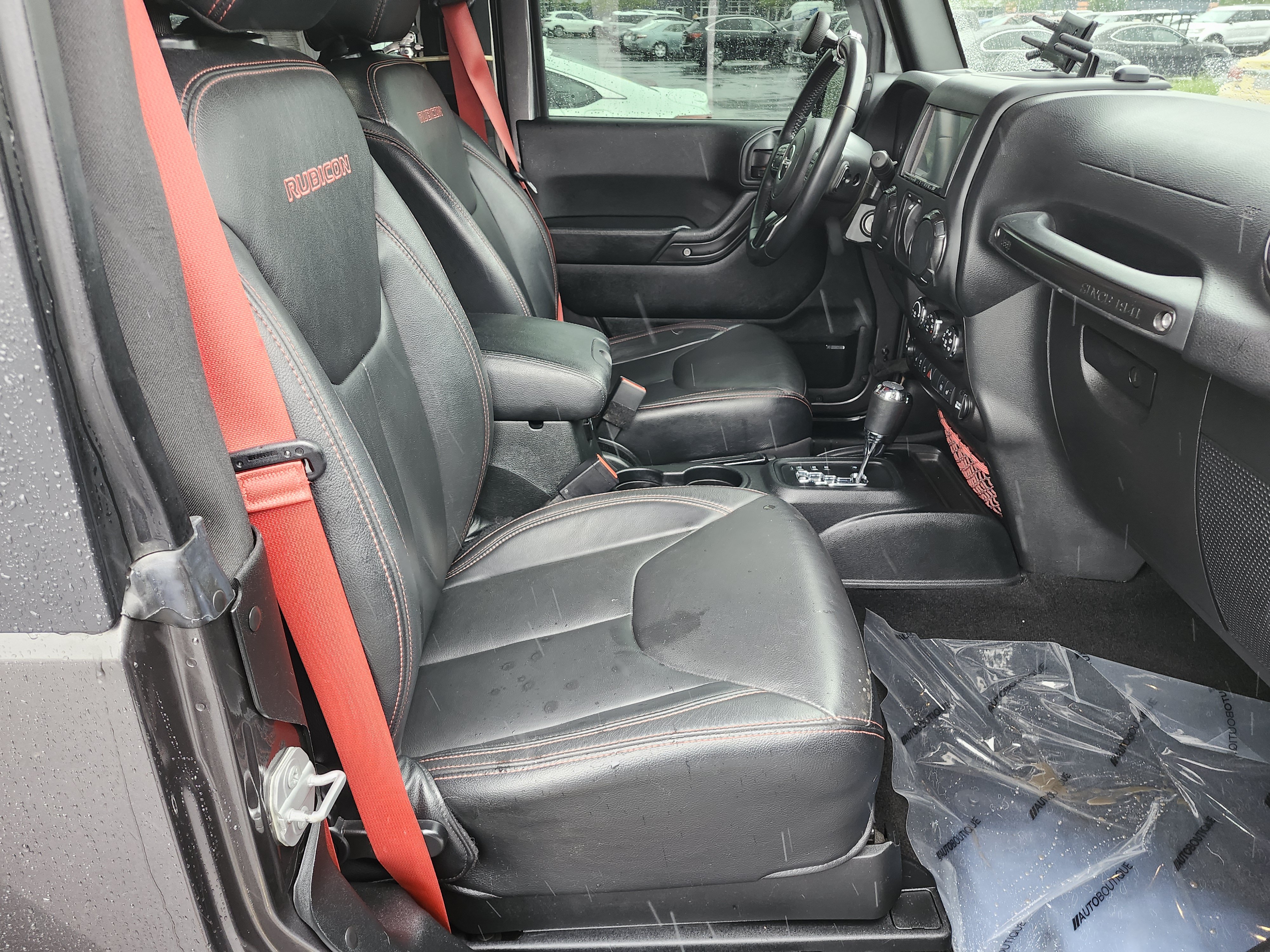 Used 2018 Jeep Wrangler Rubicon AWD/4WD image 17