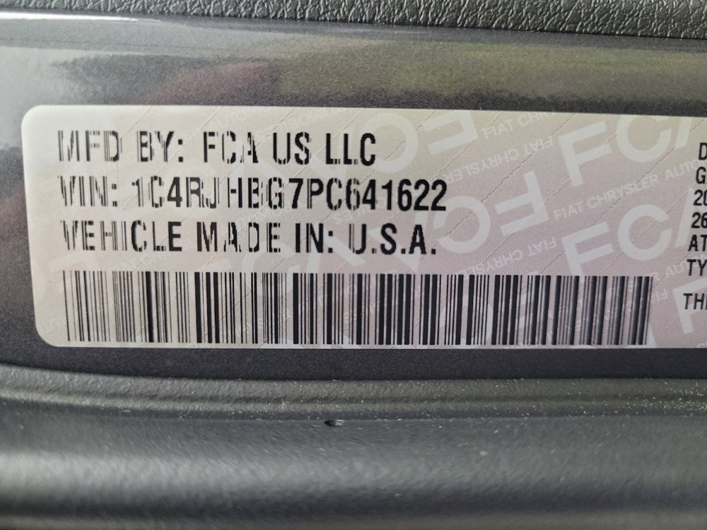 Used 2023 Jeep Grand Cherokee Limited AWD/4WD image 33