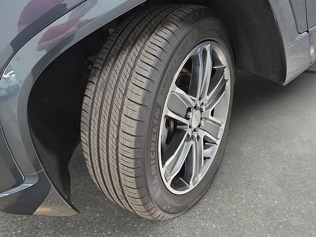Used 2019 GMC Acadia Denali w/ Technology Package AWD/4WD image 29