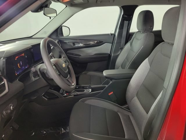 Used 2026 Chevrolet TrailBlazer LS FWD image 13
