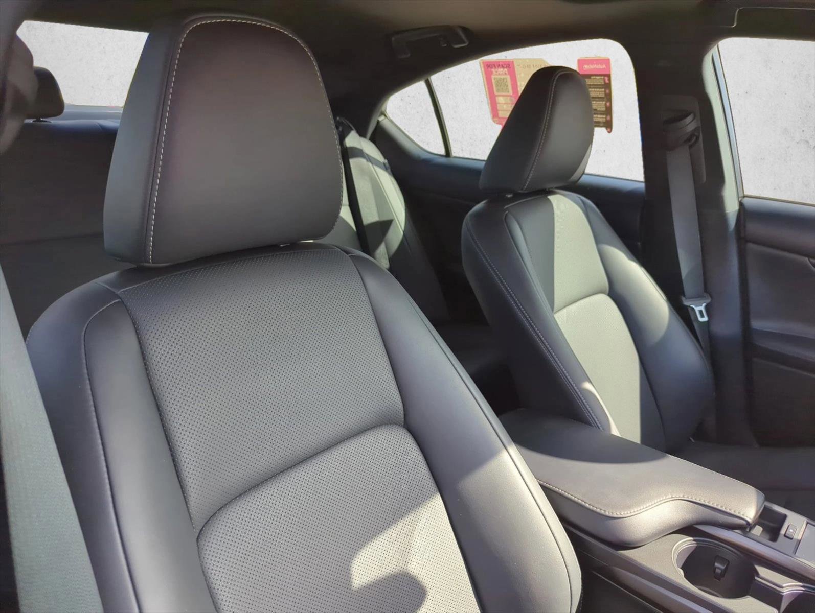 Used 2024 Lexus IS 350 F Sport RWD image 26