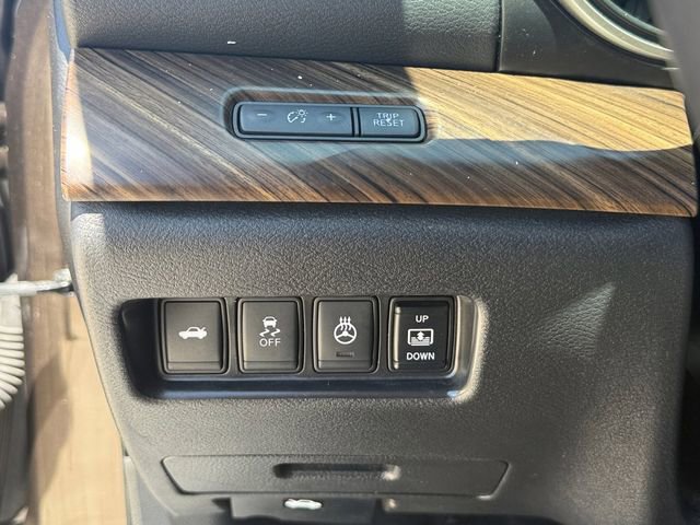 Used 2016 Nissan Maxima Platinum image 12