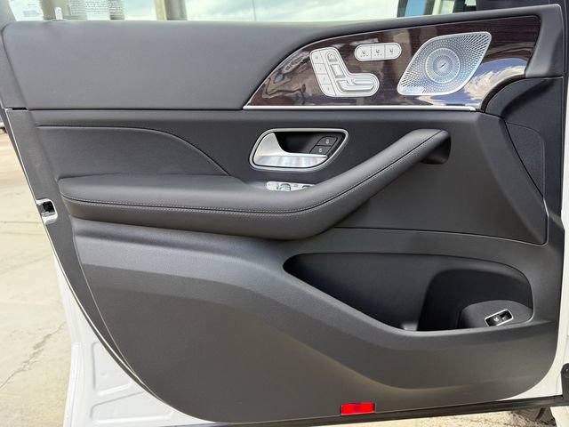 New 2025 Mercedes-Benz GLS 450 4MATIC image 15