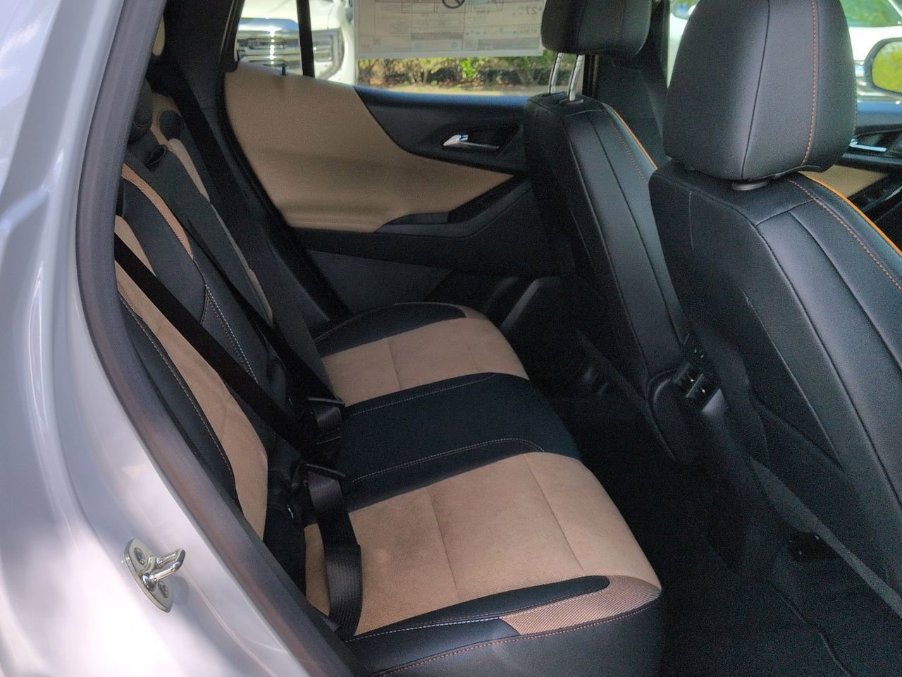 New 2026 Chevrolet Equinox ACTIV w/ Convenience Package III FWD image 24