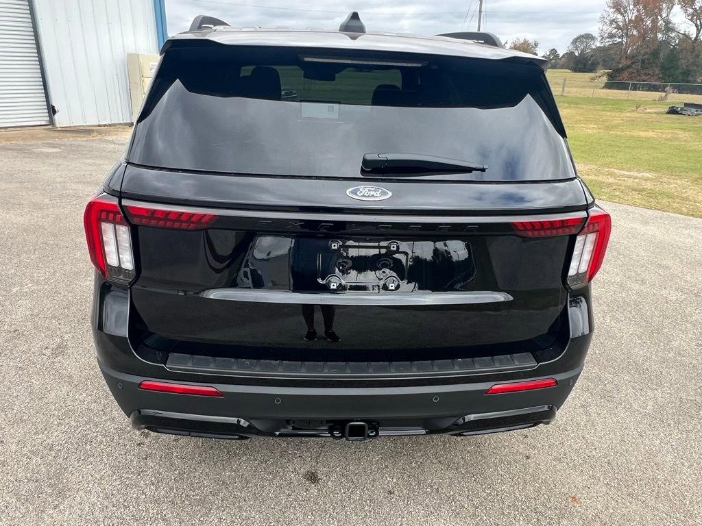 New 2026 Ford Explorer ST-Line w/ ST-Line Street Pack image 4